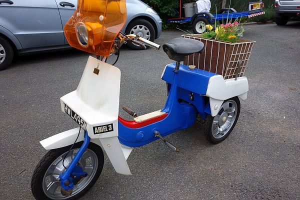 Ariel Three HWL 495N