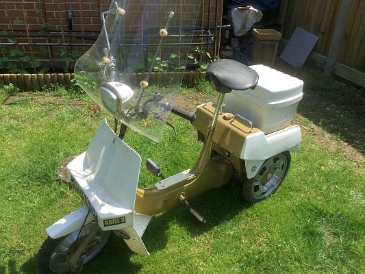 Ariel Three JPD 445K