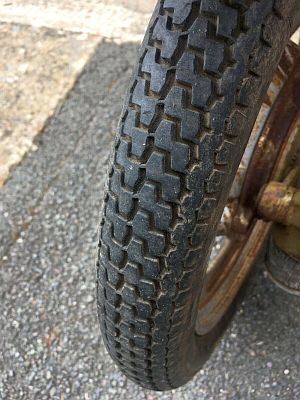 Ariel Three LGV 274P