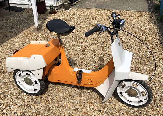 Ariel Three LVL 551J