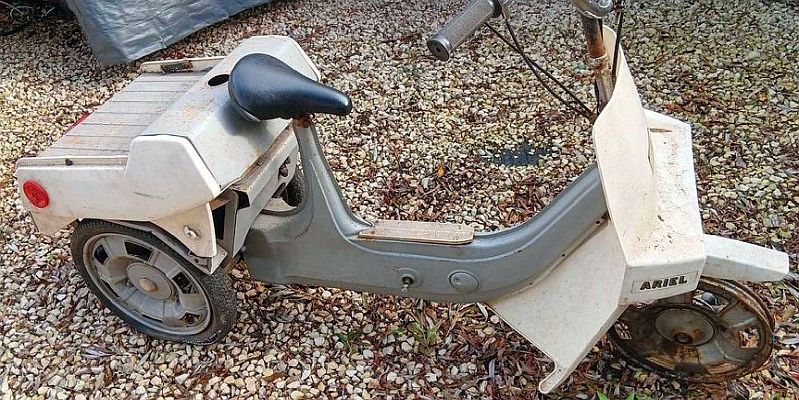 Ariel Three NED 109E