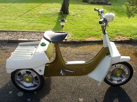 Ariel Three NJP 713L