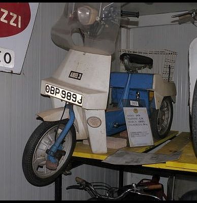 Ariel Three OBP 989J