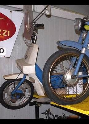 Ariel Three OBP 989J