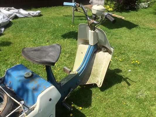 Ariel Three OHA 232M