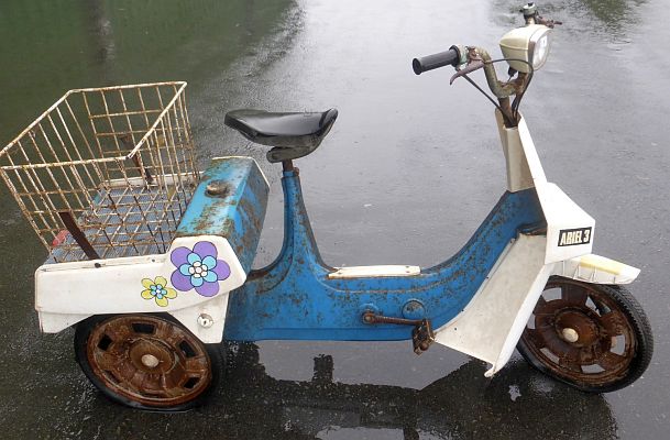 Ariel Three PFK 100J