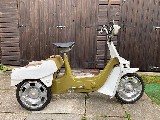 Ariel Three RBP 232M