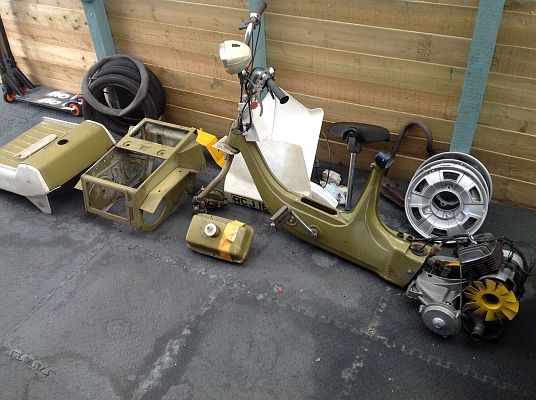 Ariel Three RCJ 186M