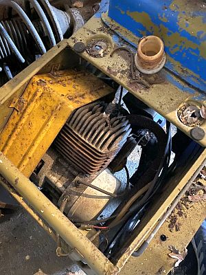 Ariel Three RWD 946M