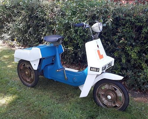 Ariel Three SAK 391J