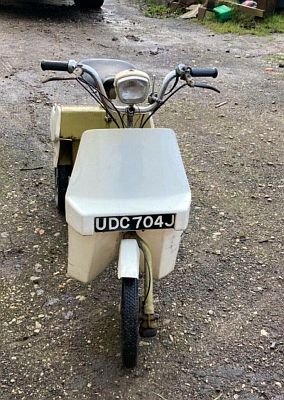 Ariel Three UDC 704J