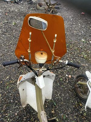 Ariel Three ULJ 607J