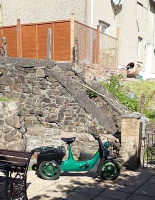 Ariel Three XOX 913J