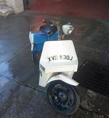 Ariel Three XVD 830J