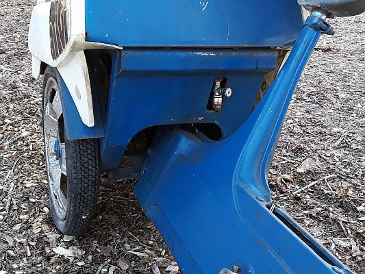 Ariel Three G 556 (USA)